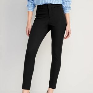 Old Navy Black Pixie Pants